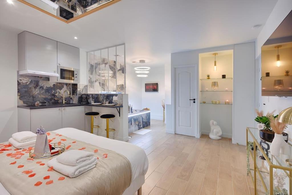 Welcome To Dubai / Jacuzzi Ivry-sur-Seine Ngoại thất bức ảnh